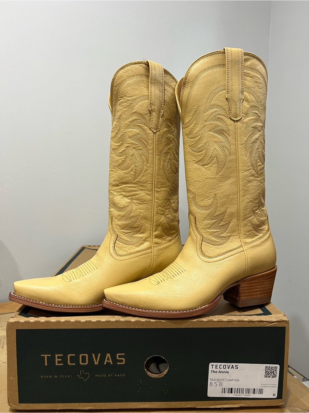 Tecovas The Annie Women's Cowboy Boots in Marigold - Size 8.5